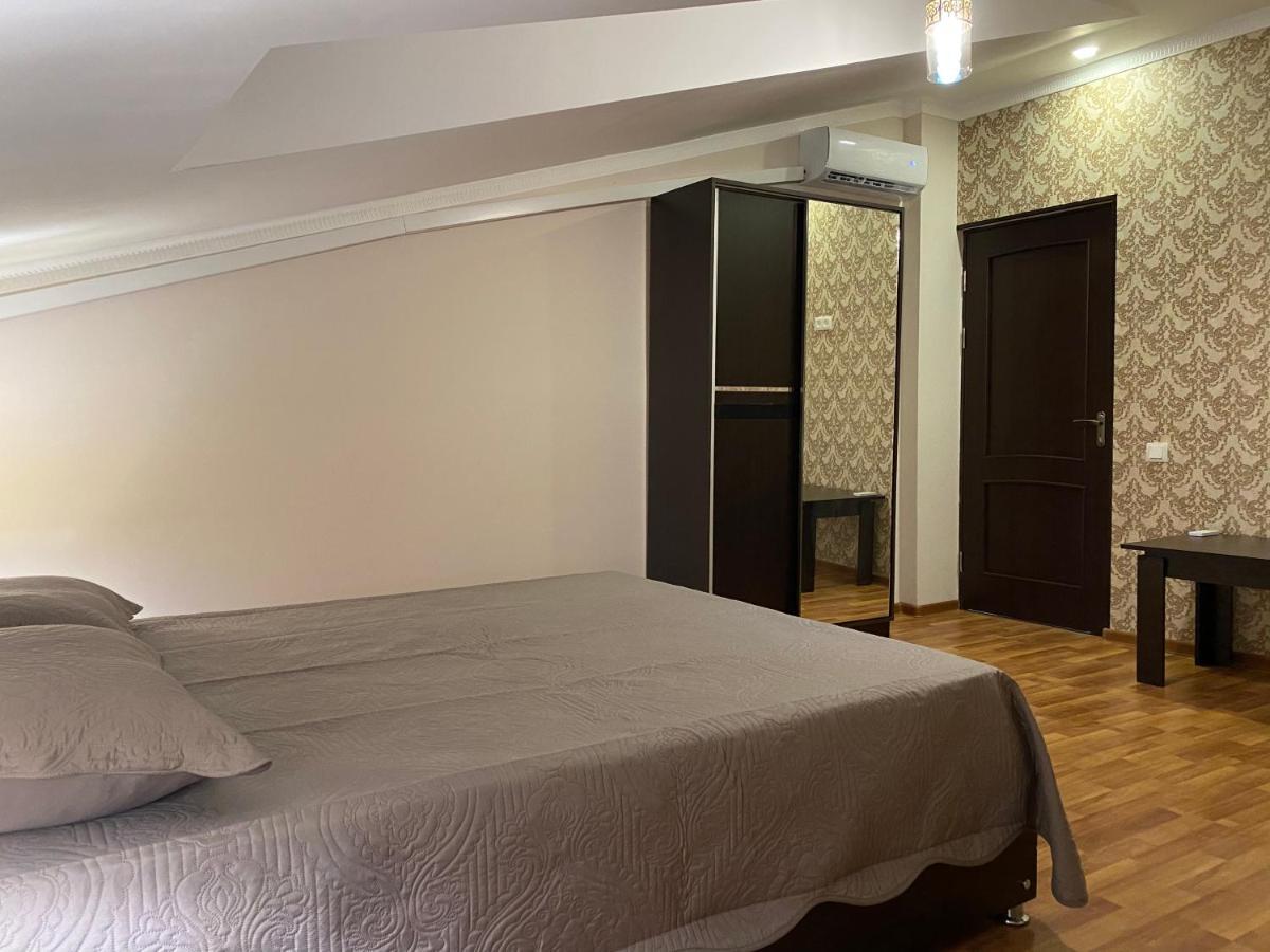 Sofia Hotel Yerevan Luaran gambar