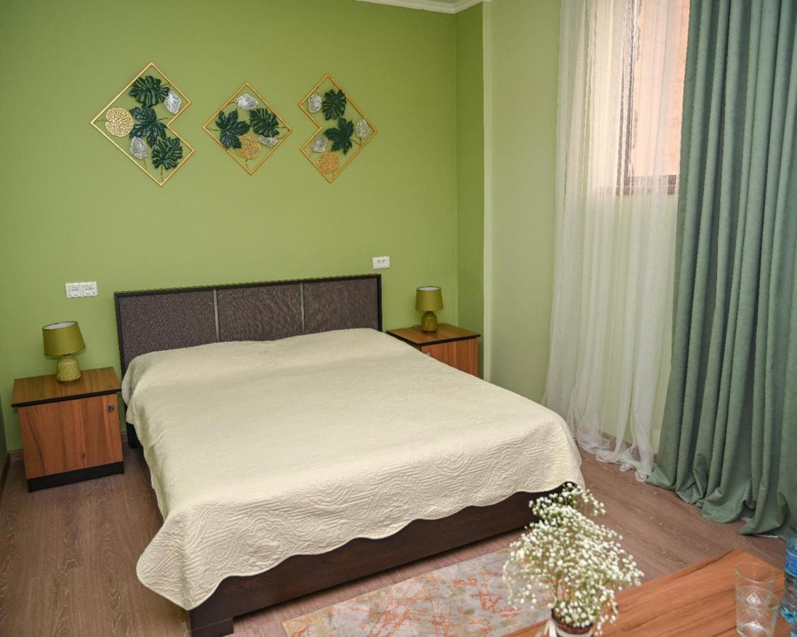 Sofia Hotel Yerevan Luaran gambar