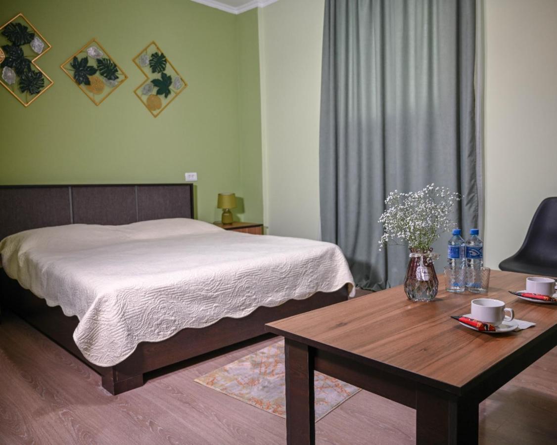 Sofia Hotel Yerevan Luaran gambar